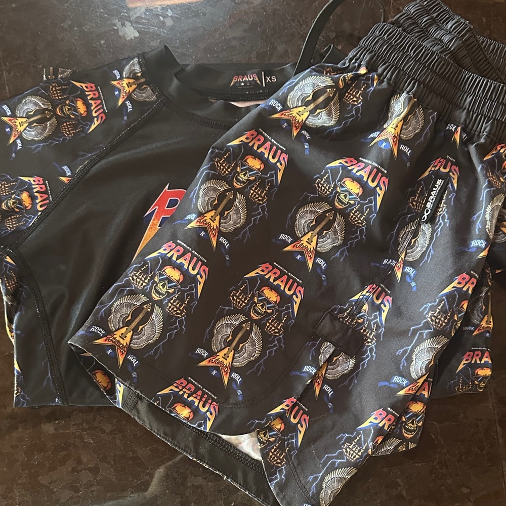 Braus MMA shirt and shorts